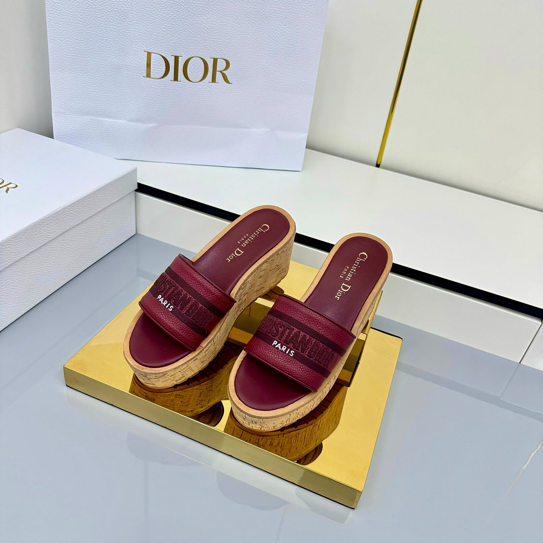 Z2Q105D287 Popular high-quality Shoes
