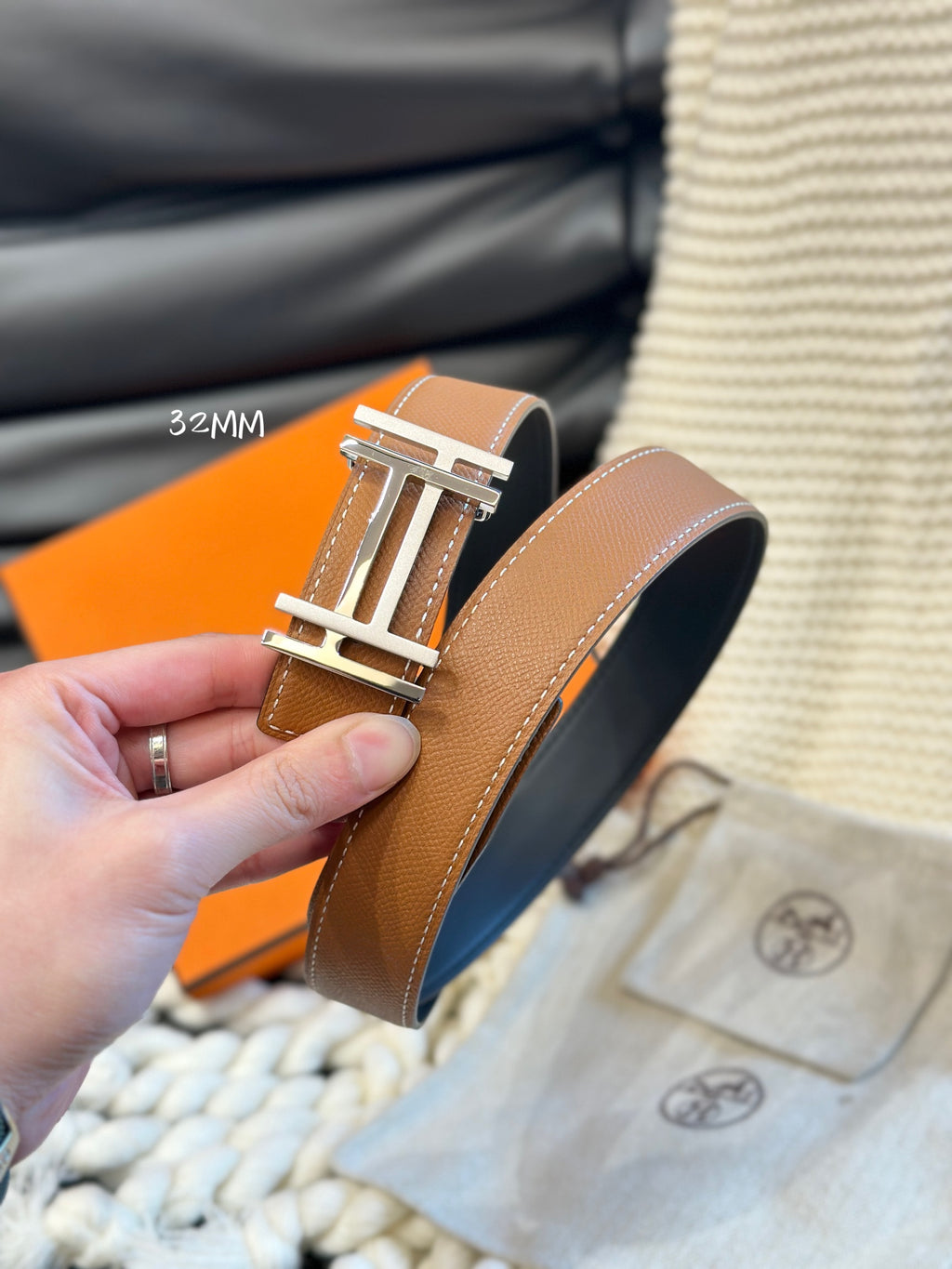 P1W15H191 Popular   High quality belt With full package