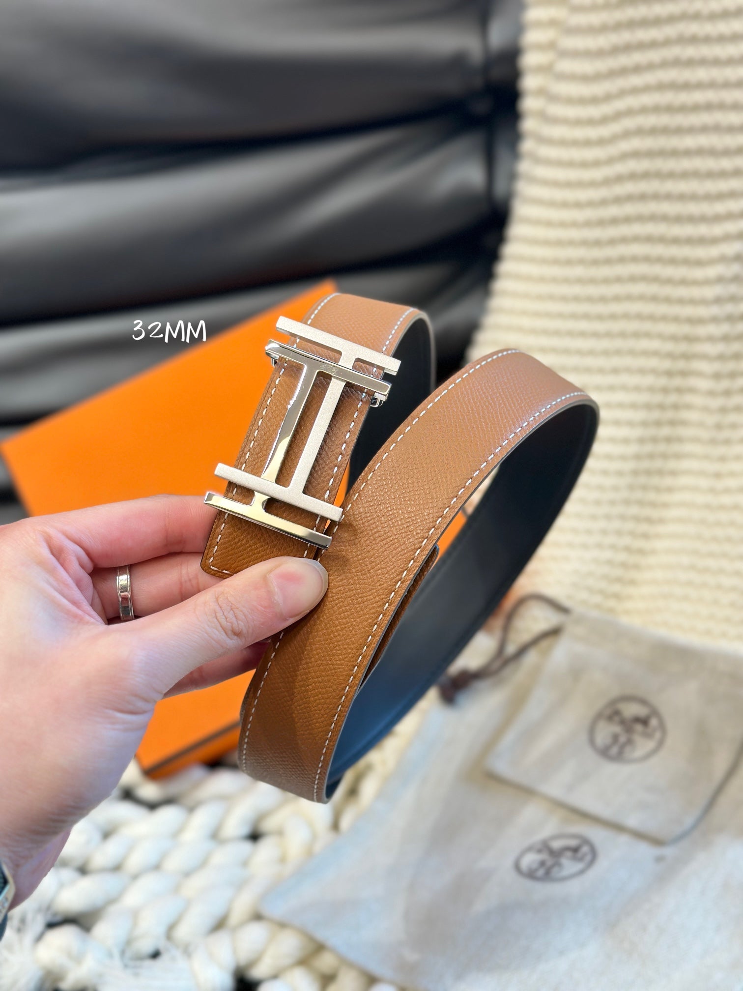 P1W15H191 Popular   High quality belt With full package