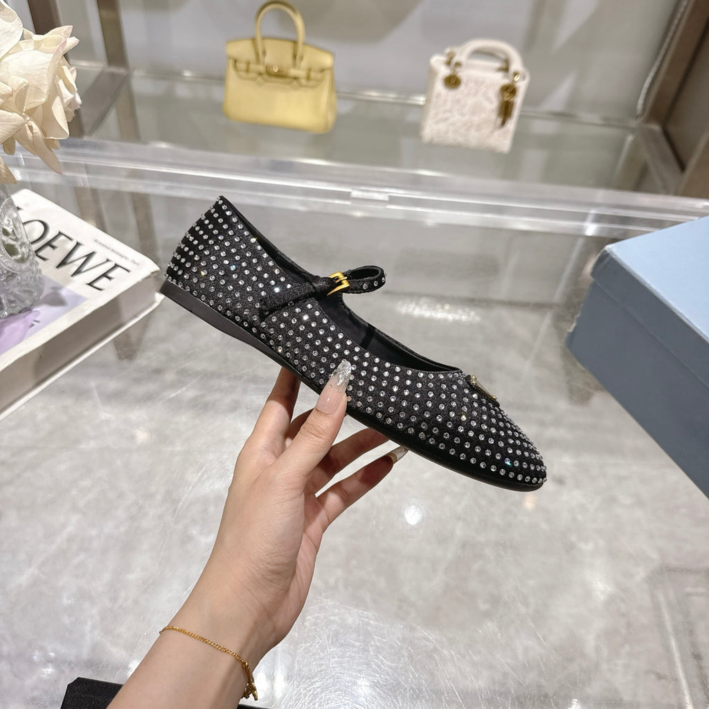 Z2R85P52  Popular high-quality shoes