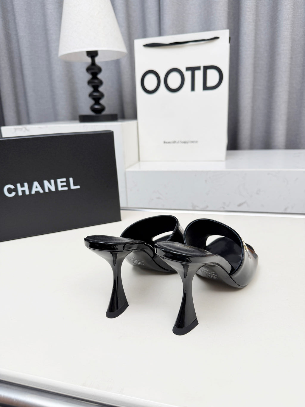 Z2X66C45 Popular leather High heels
