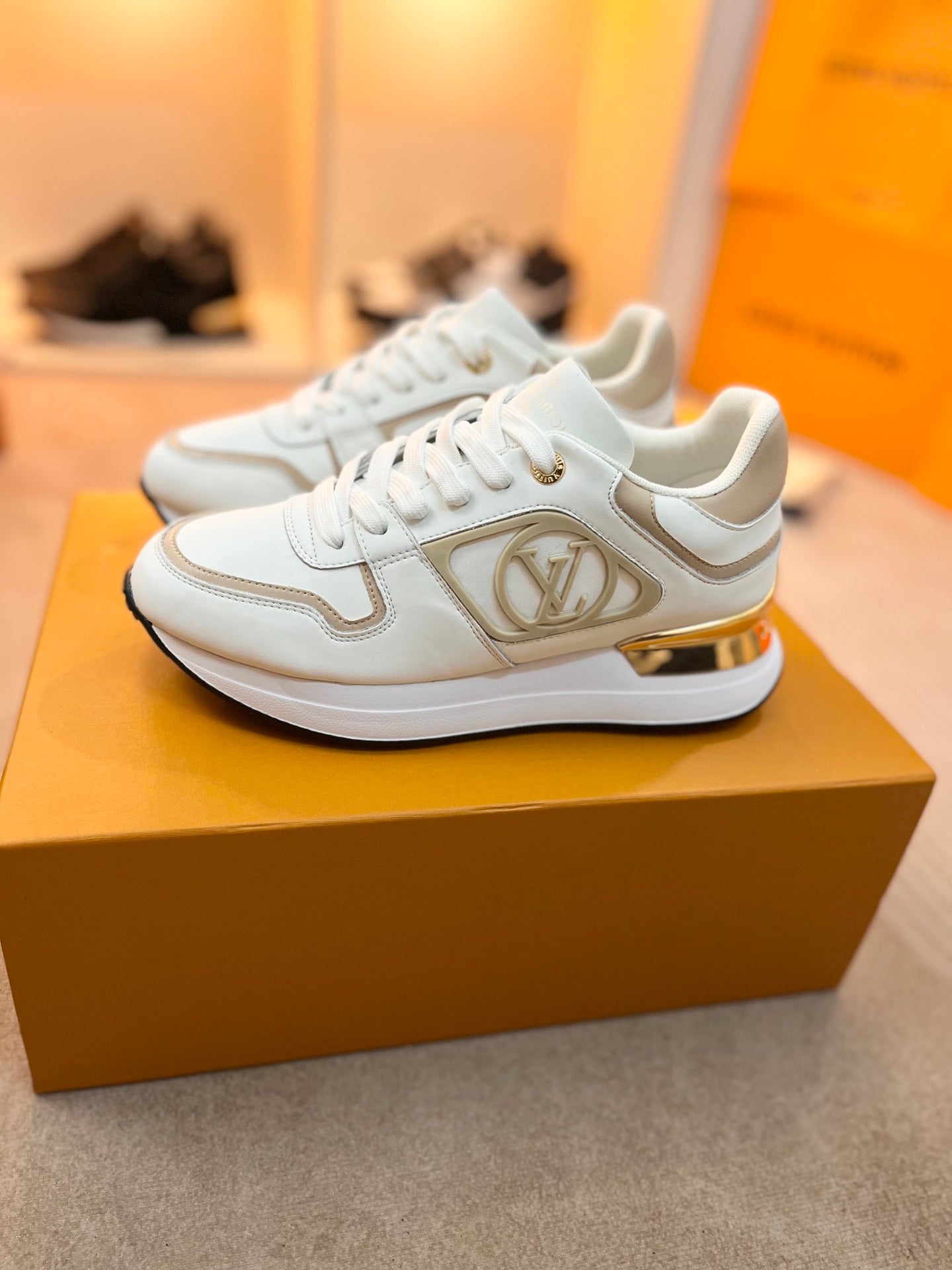 Z2P36E59 Popular high-quality leather Shoes