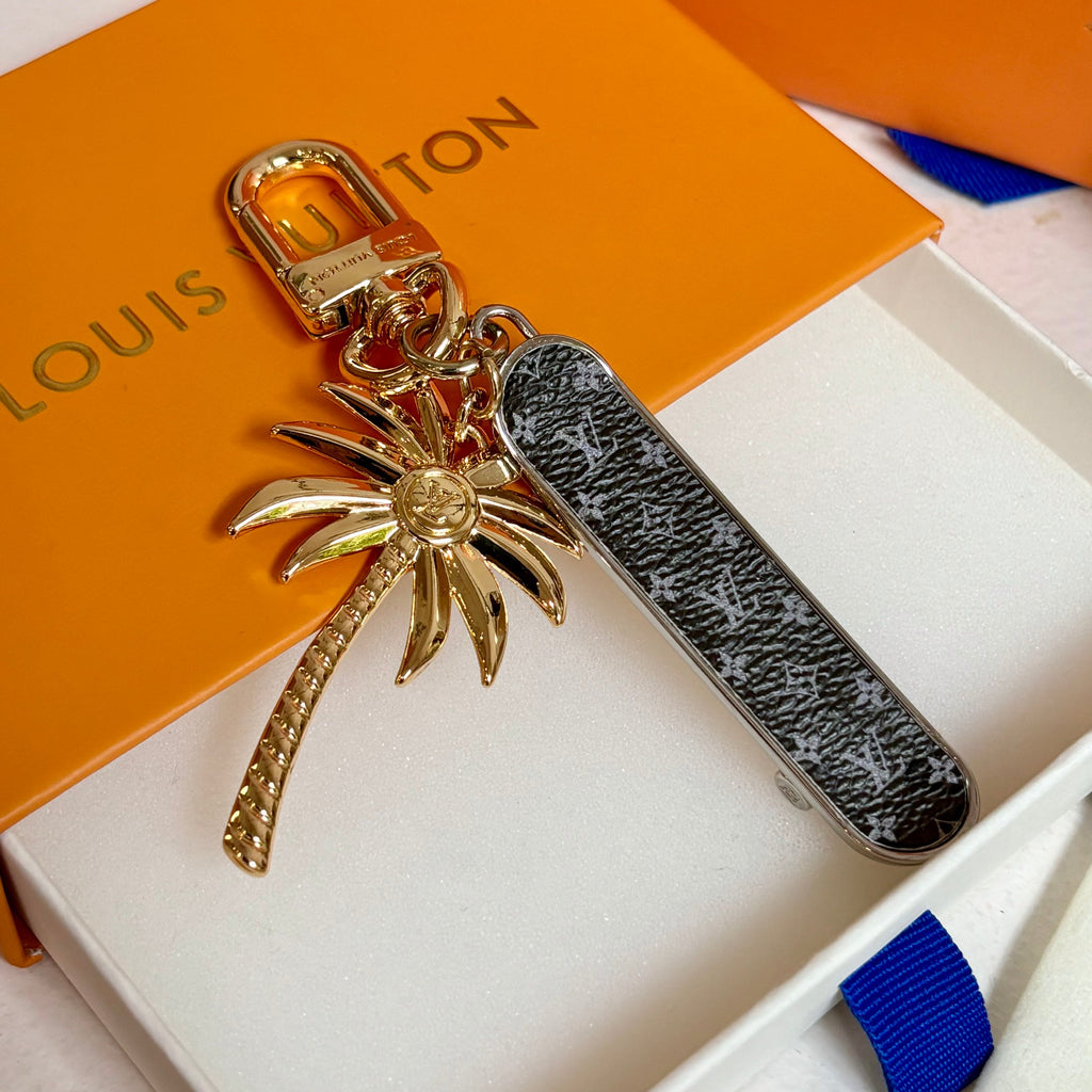 A1Q95E11 Popular bag 's charms accessories