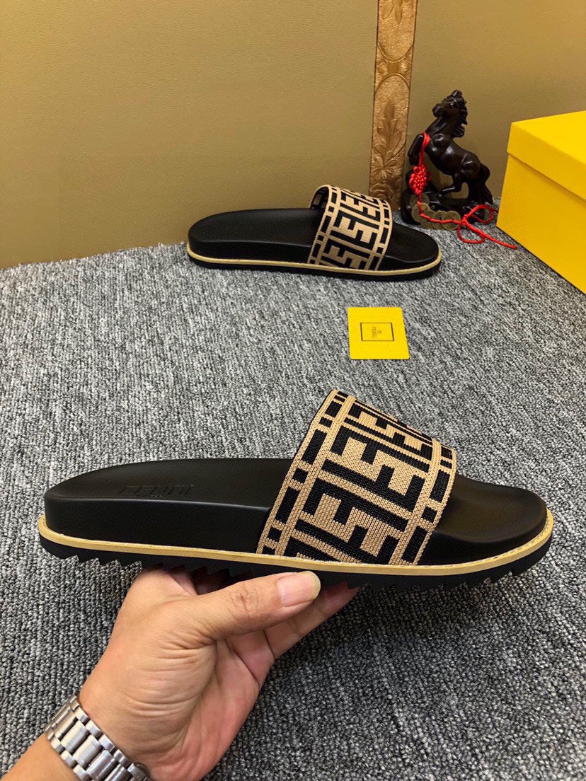 Z5XF102 Popular Slippers