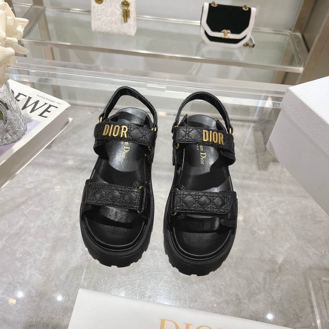 Z2Q55D48 Popular leather shoes