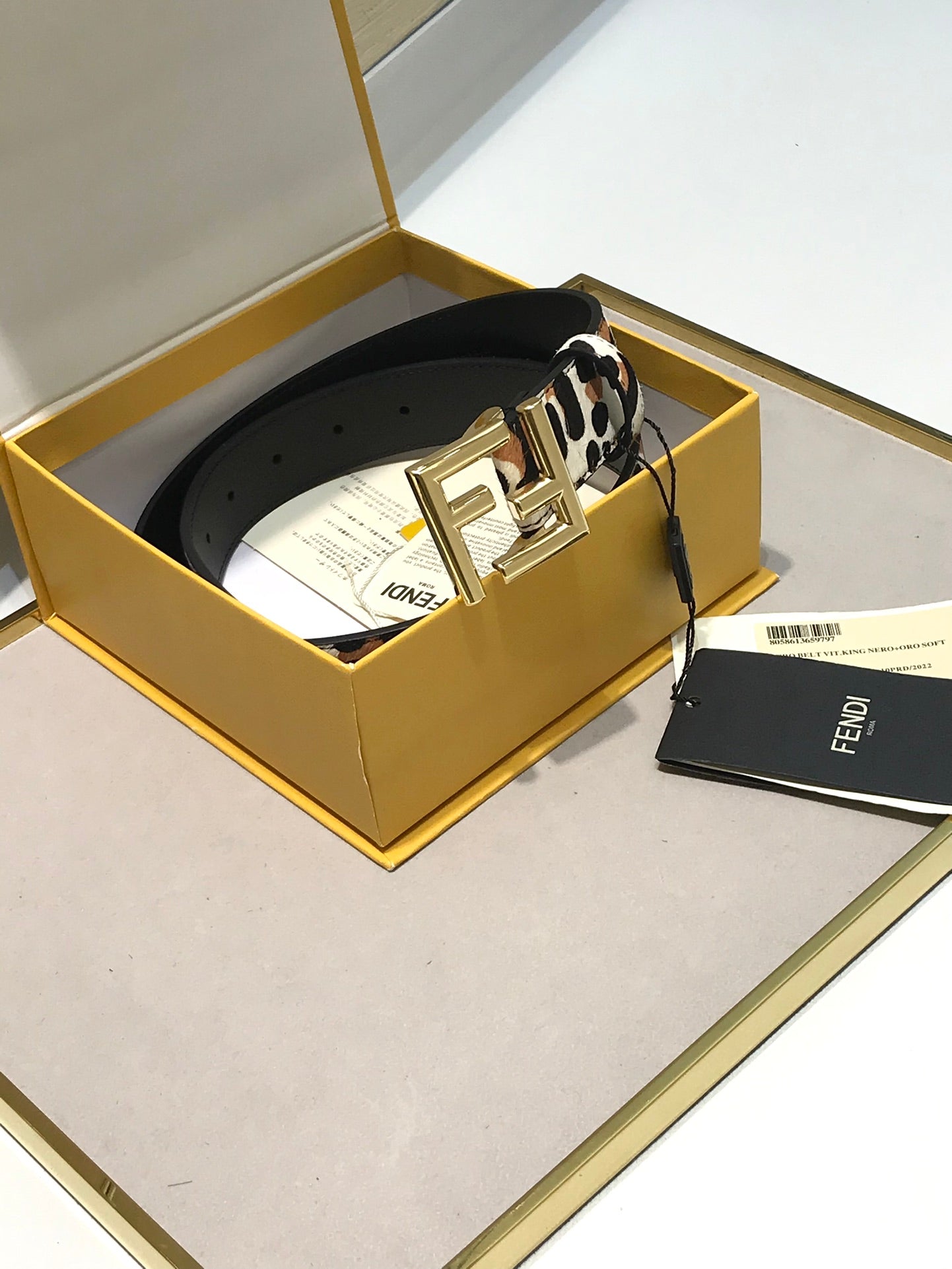 P1Q64F94 Popular   High quality belt With full package
