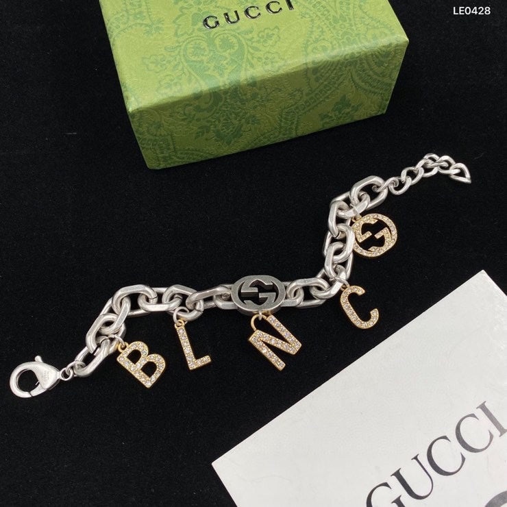 X1Z94B767K  Popular  Bracelets. Necklaces