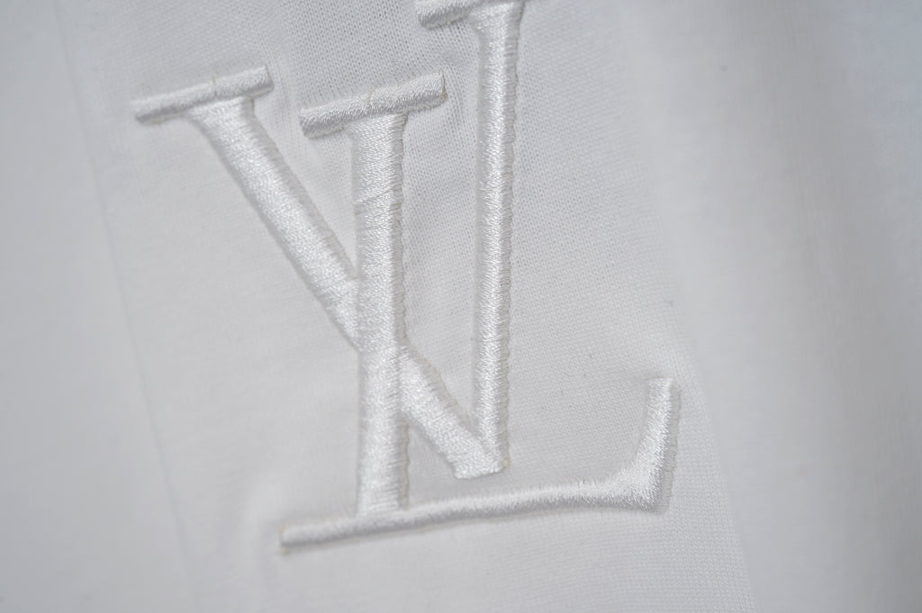 U1R76E21 Popular T-shirts