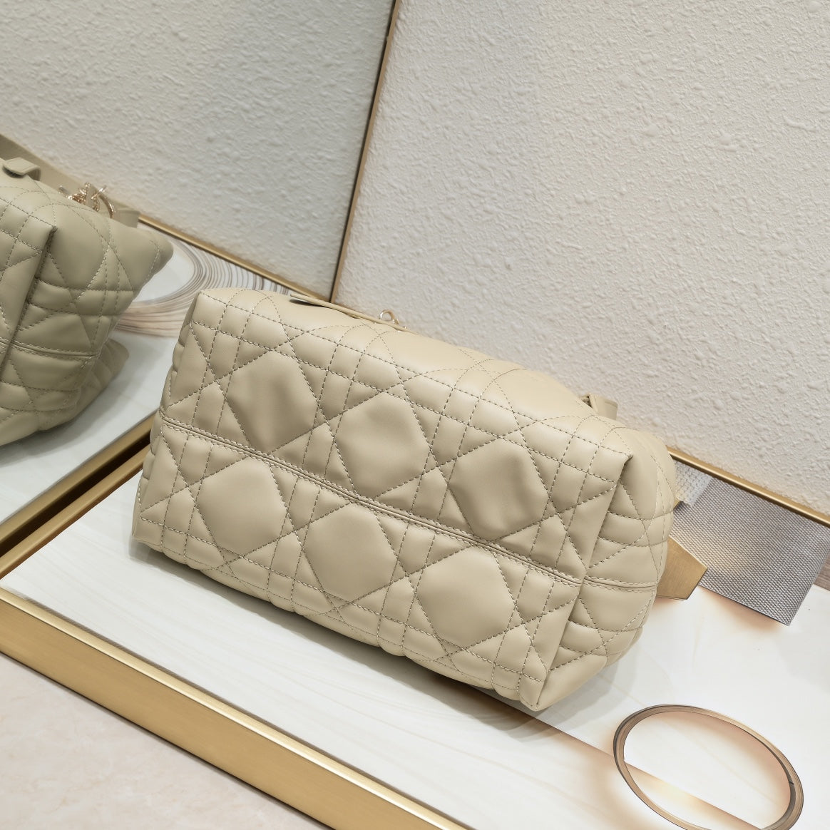B12X44D359 Popular   leather bag 