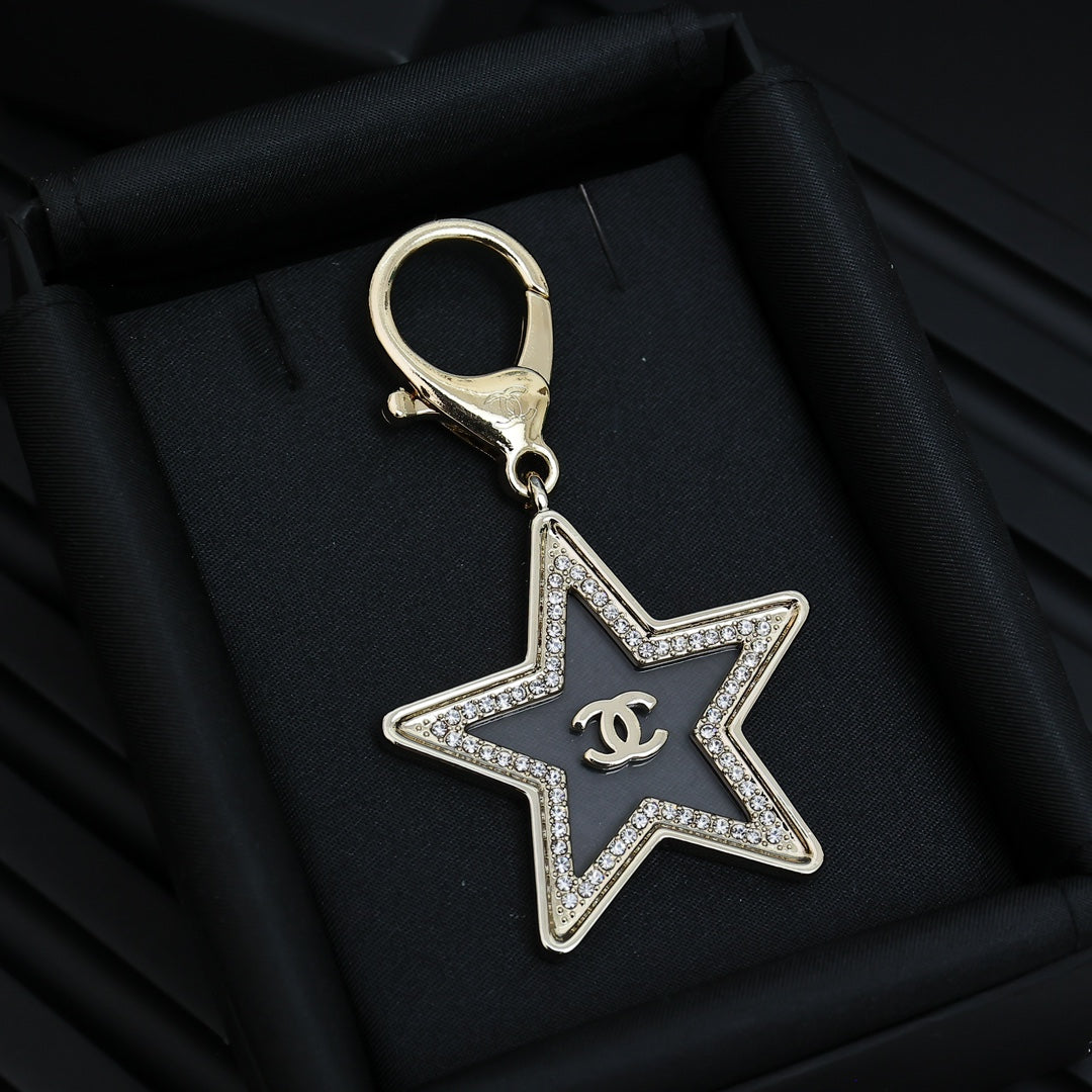 A1Z105C51 Popular bag 's charms accessories