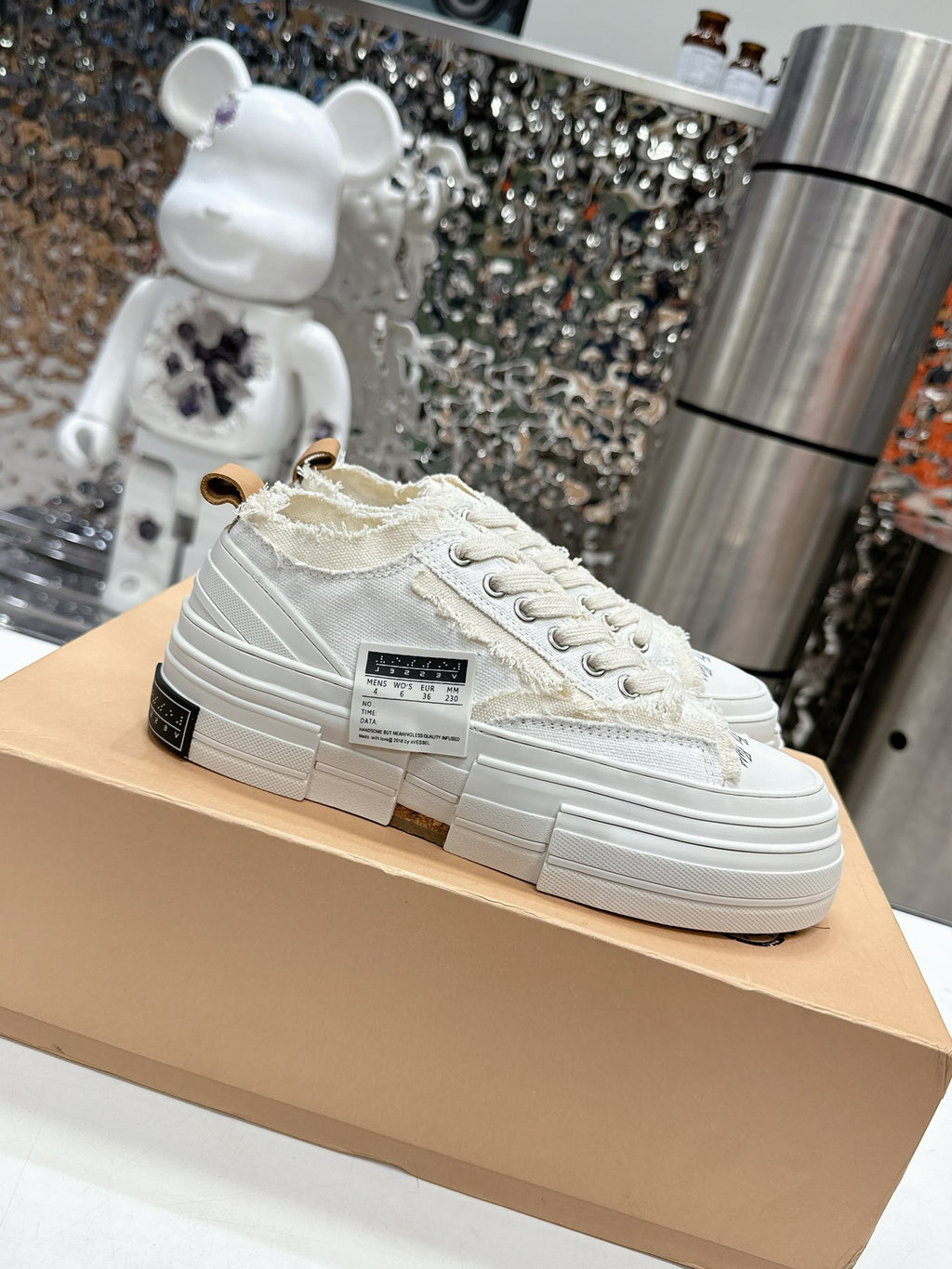 Z2Q105A249 Popular high-quality Shoes