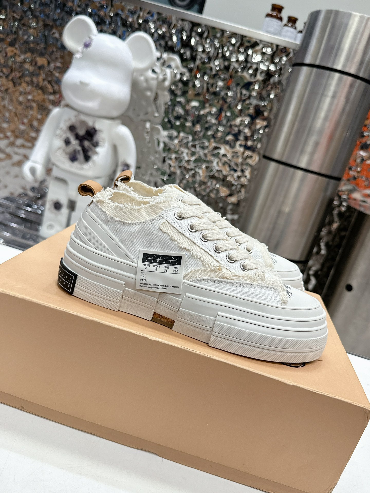 Z2Q105A249 Popular high-quality Shoes