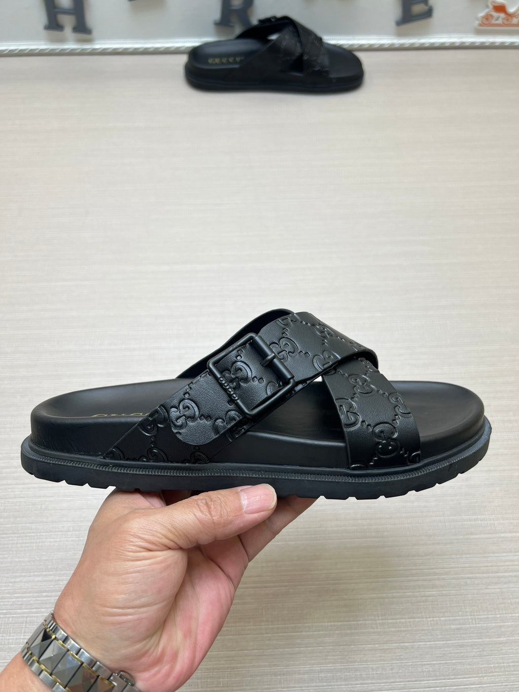 Z5ZB91 Popular slippers