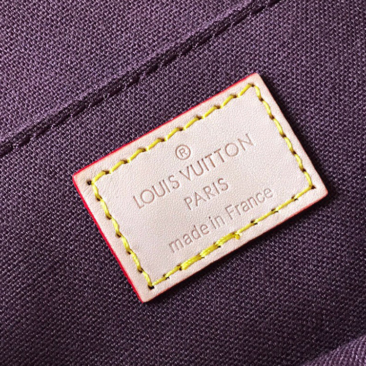 B1X41E103 Popular  leather bag 