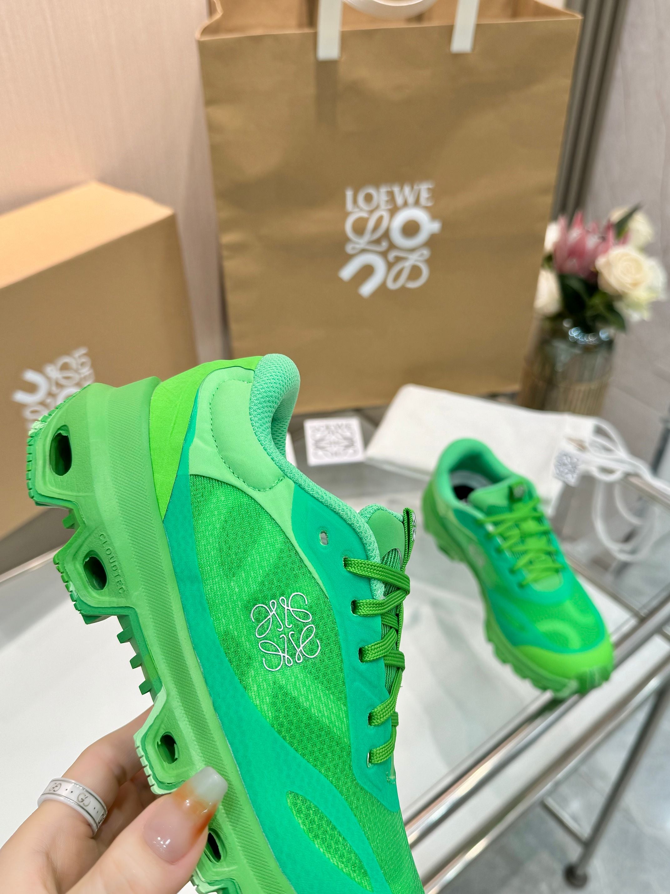 Z1Q95C19  Popular  shoes