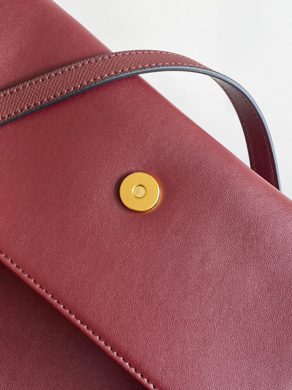 B1R76VL33 Popular leather bag