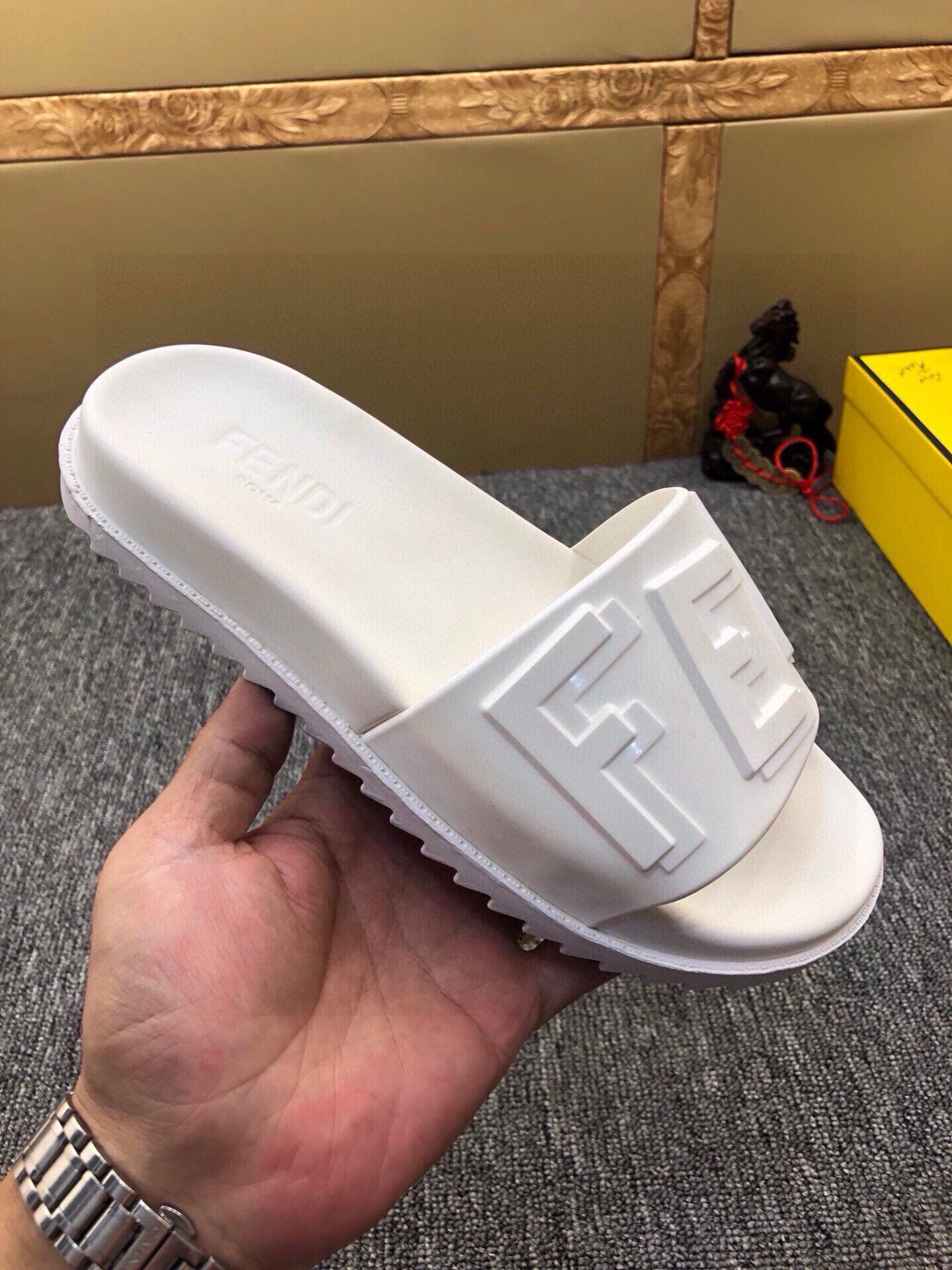 Z5Z35F283 Popular Slippers