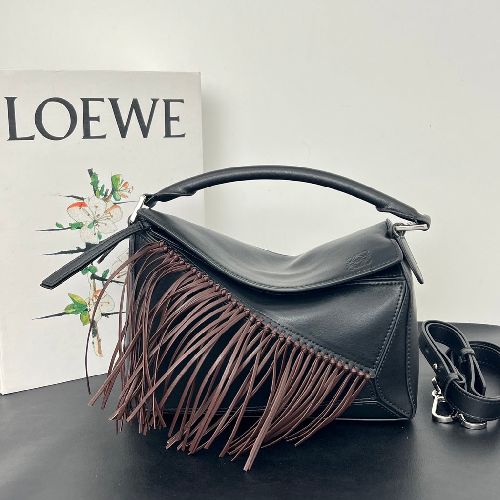 B1R66A17 Popular leather bag