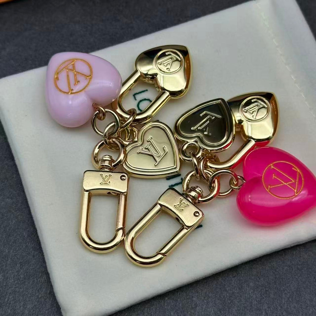 A1Z105E46 Popular bag 's charms accessories