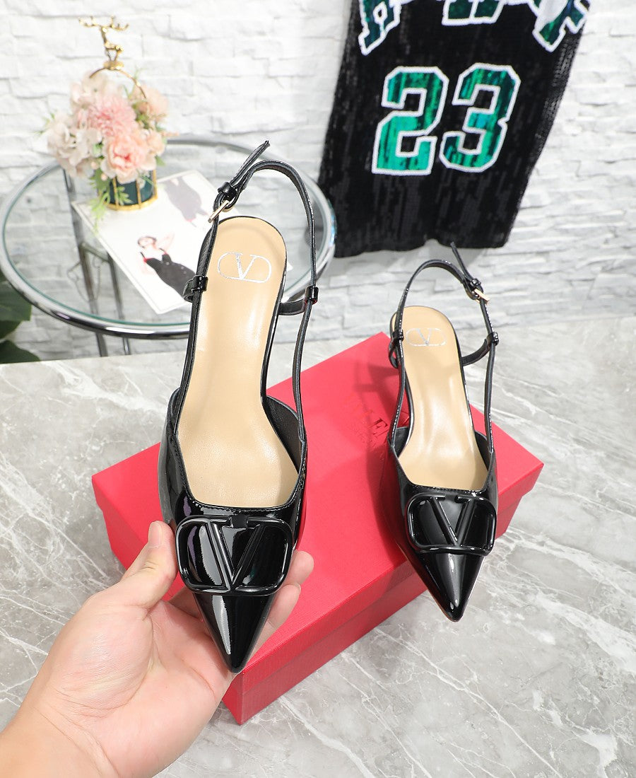Z2R45VL18 Popular leather  High heels