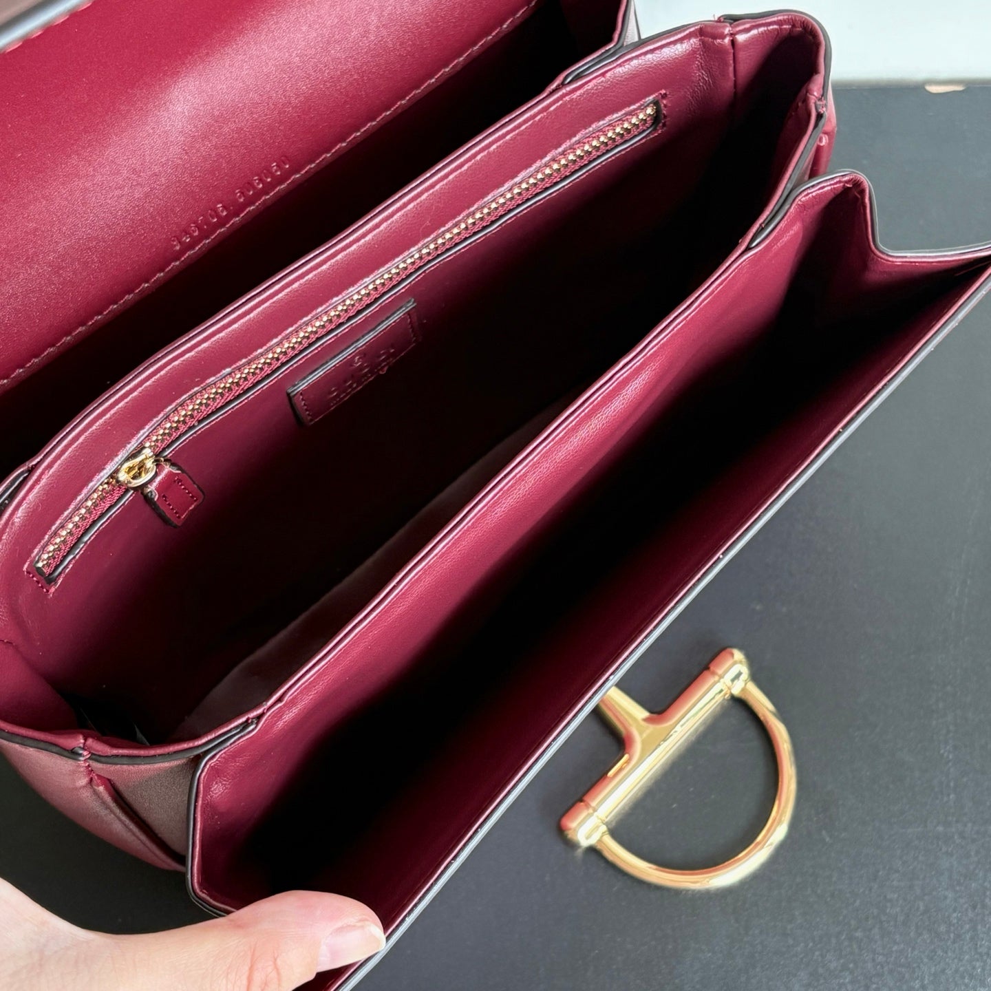 B1P36B110 Popular leather bag