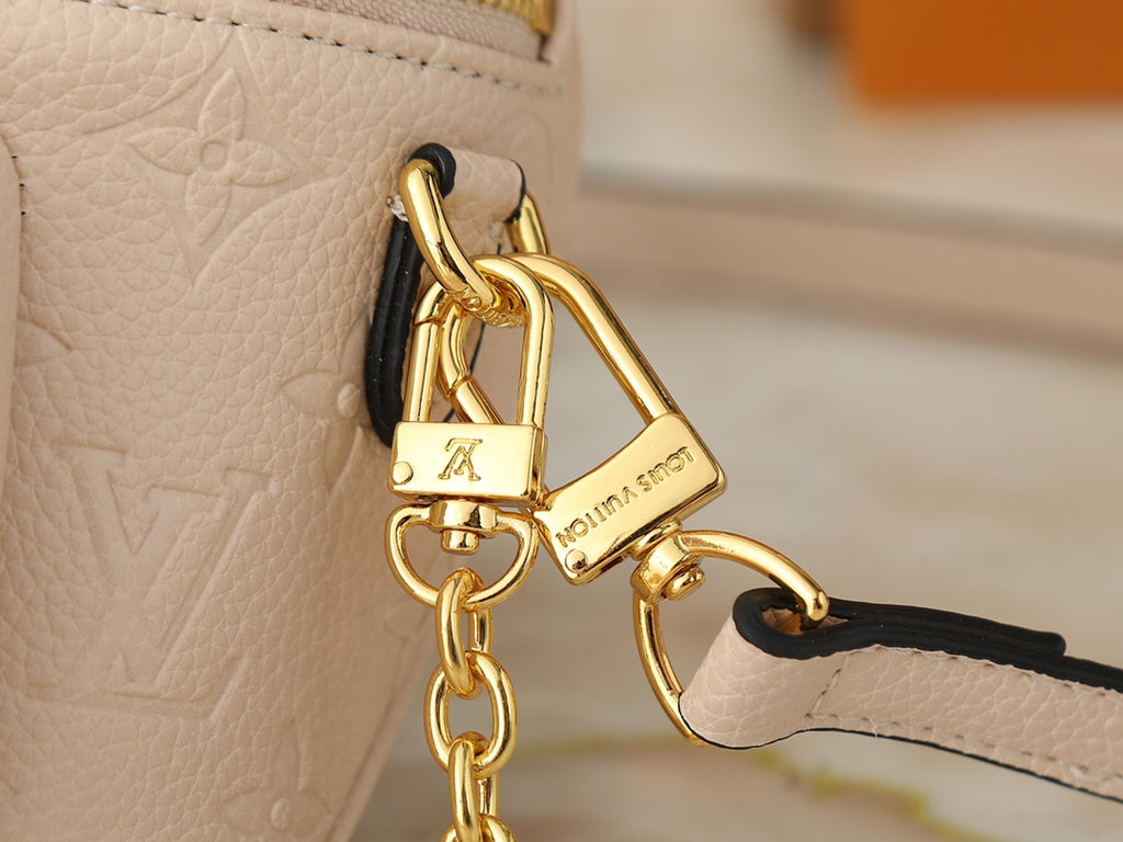 B1P46E71 Popular leather bag