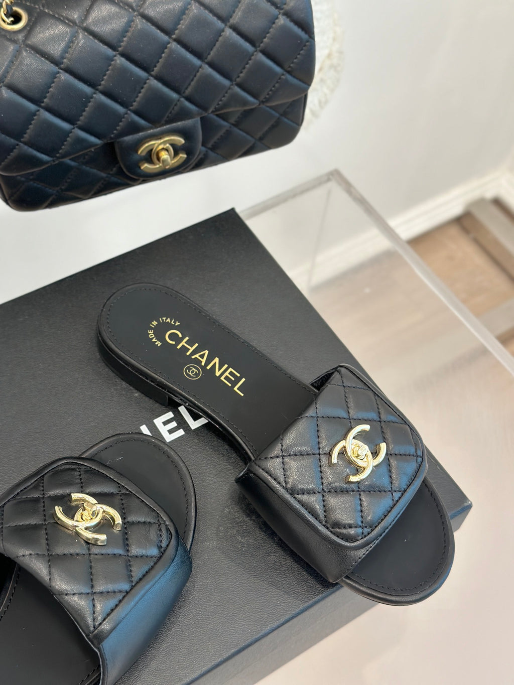 Z1ZC245  Popular Slippers