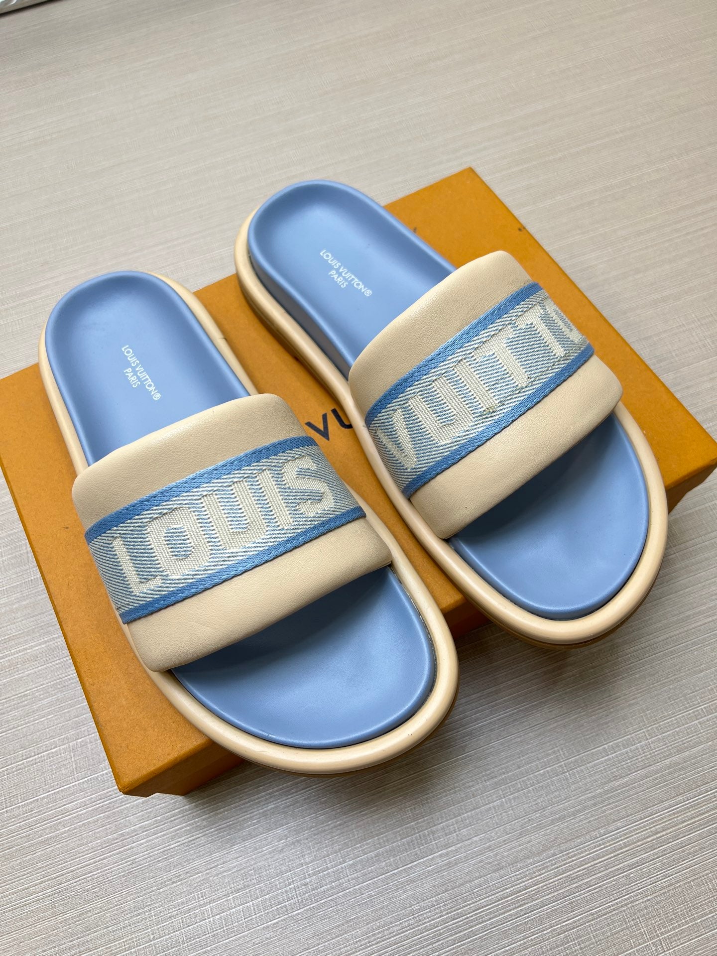 Z5Z35E298 Popular Slippers