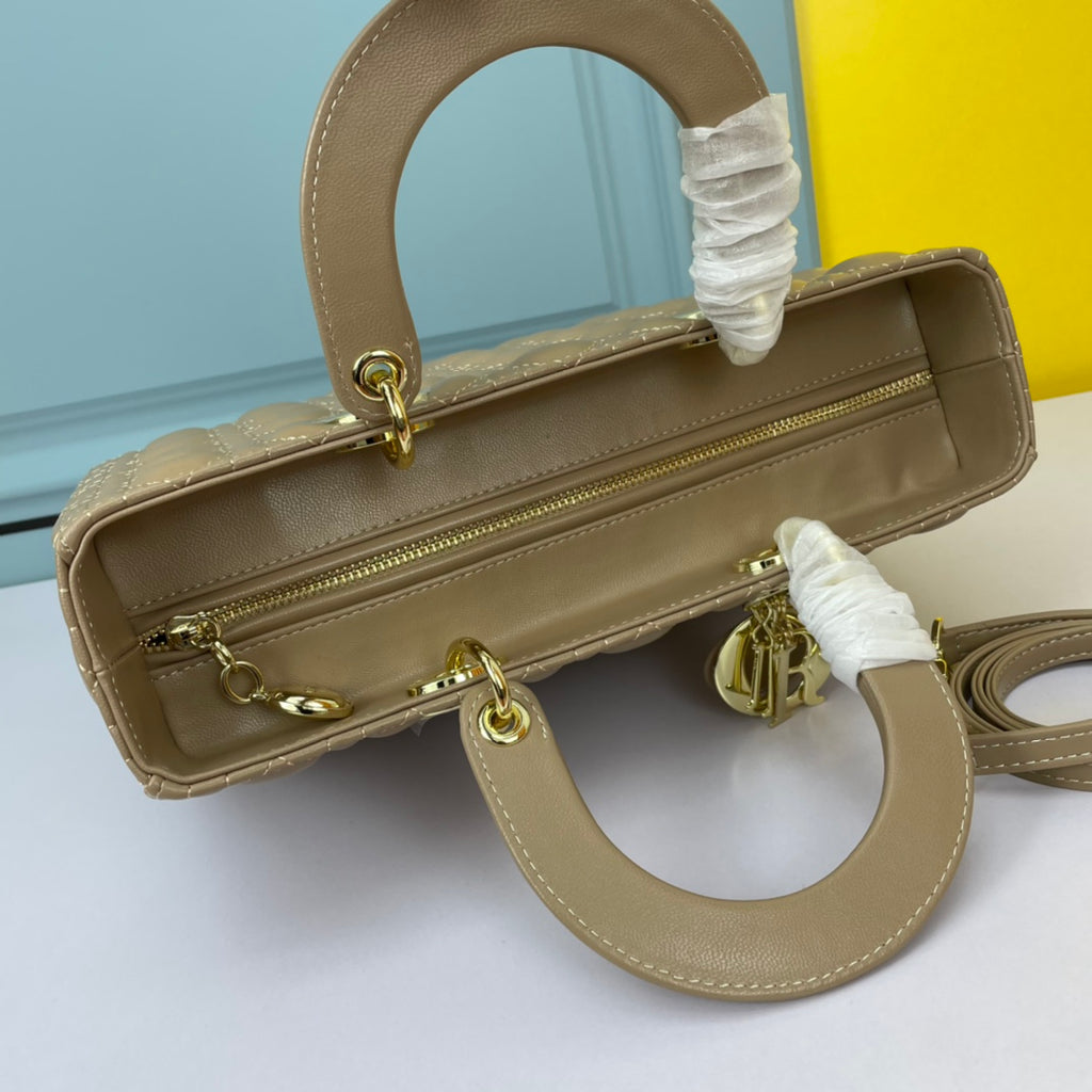 B1X43D54 Popular   leather bag  (32CM)