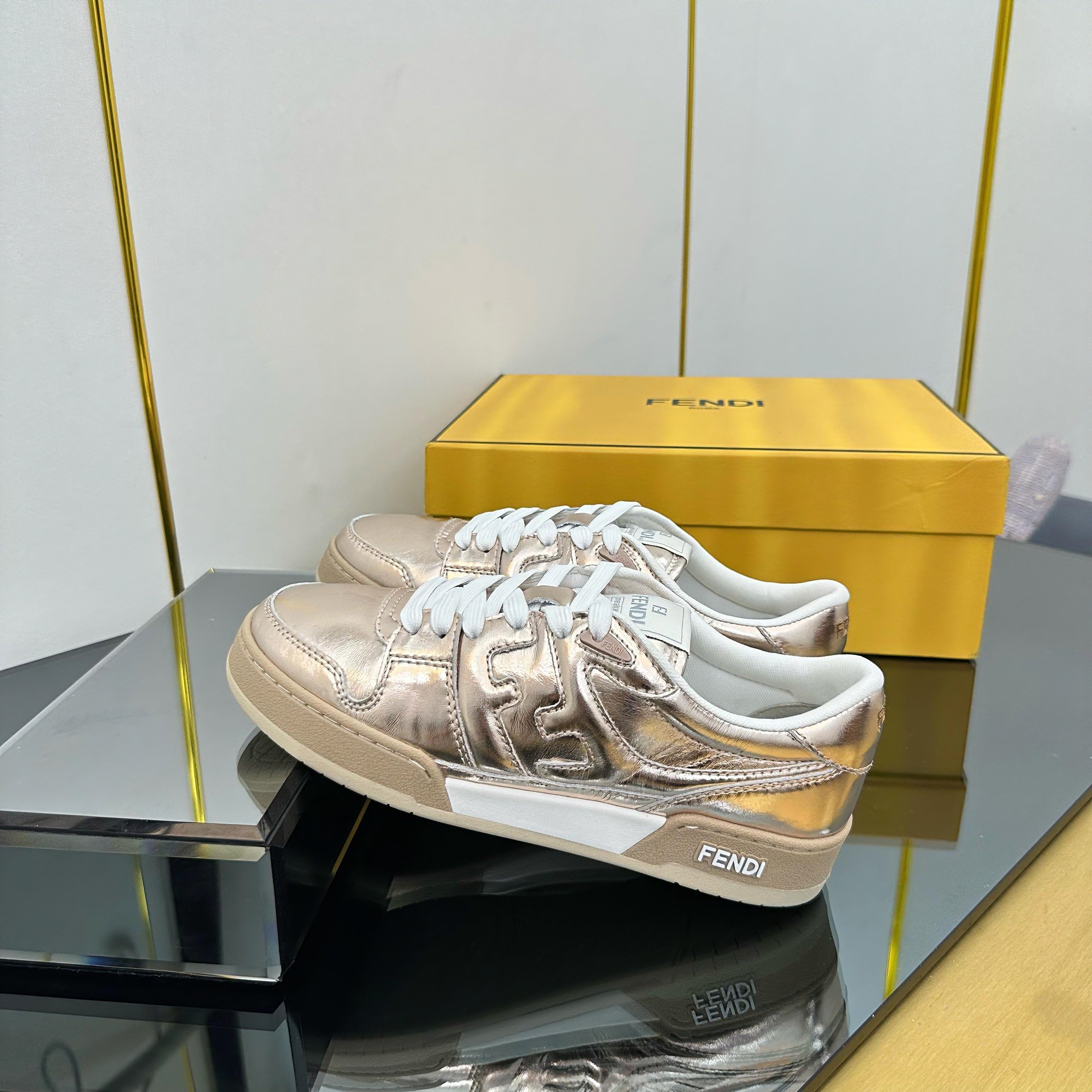 Z2Q105F419 Popular high-quality Shoes