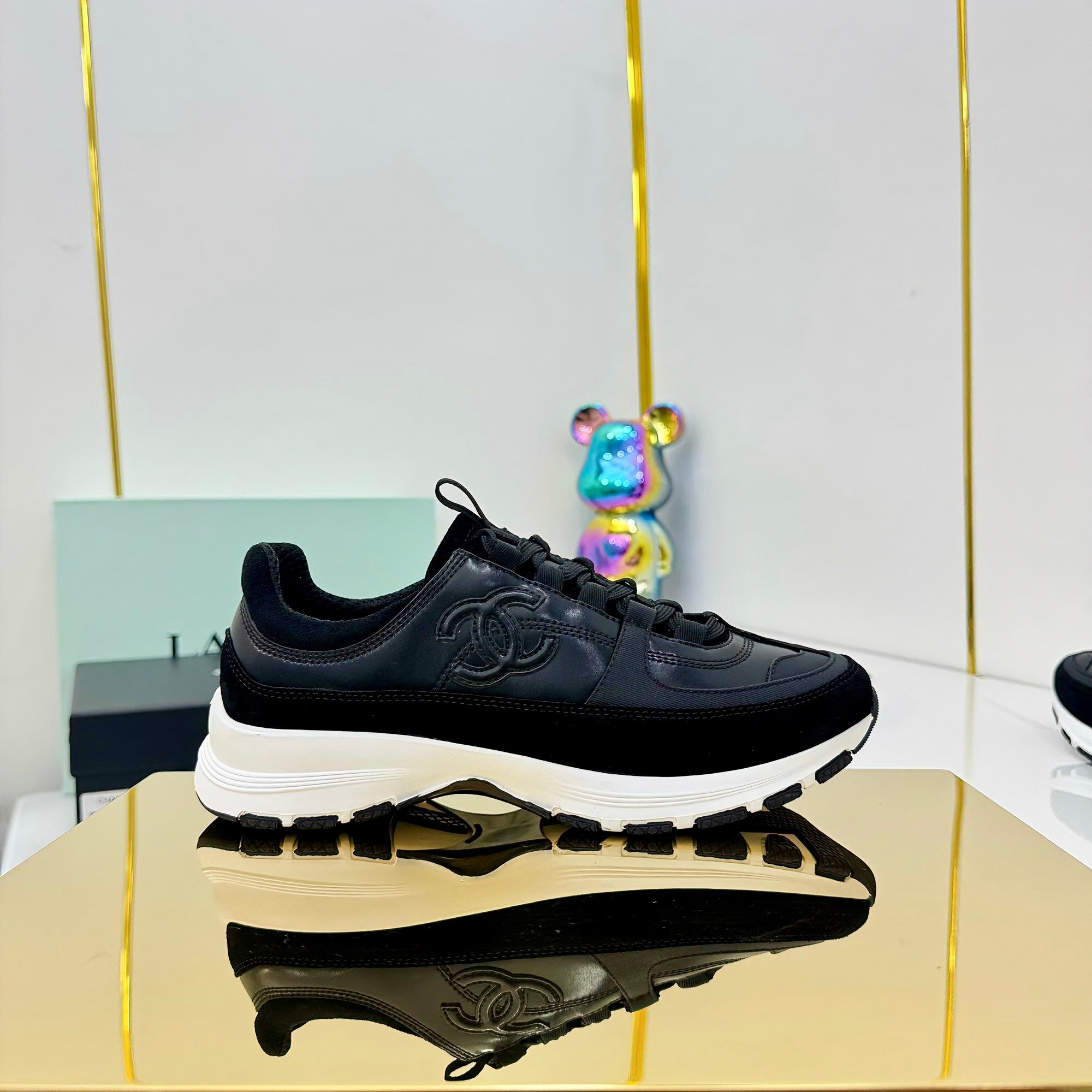 Z2R85C6  Popular high quality shoes