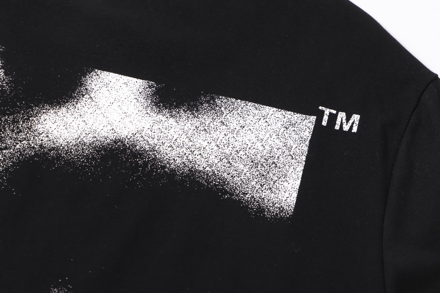 U1P36A11 Popular T-shirts