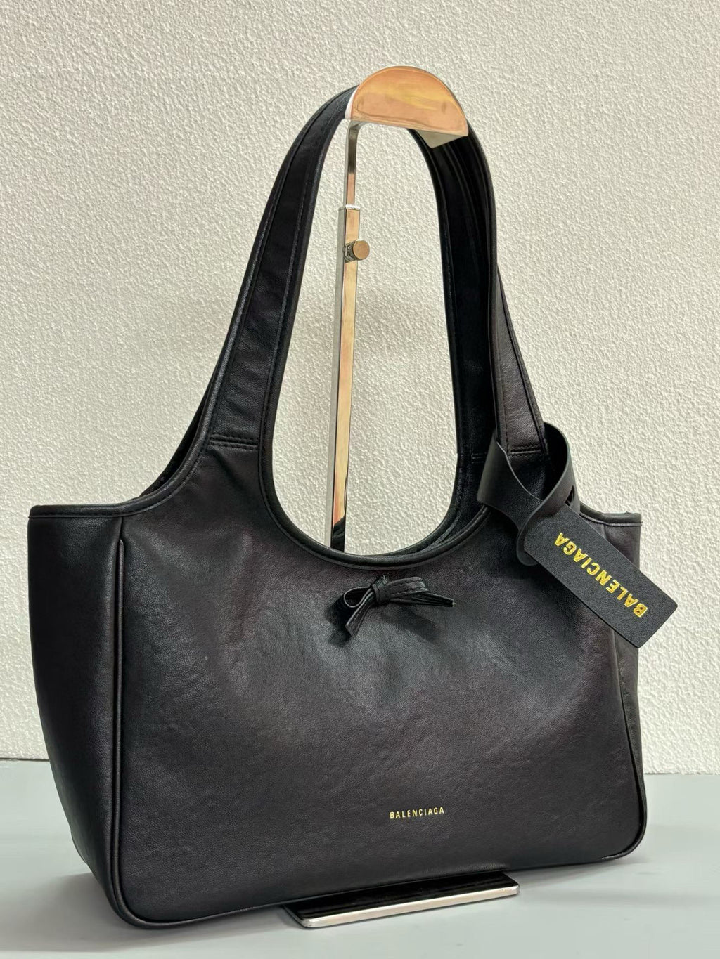 B1N36J11 Popular leather bag