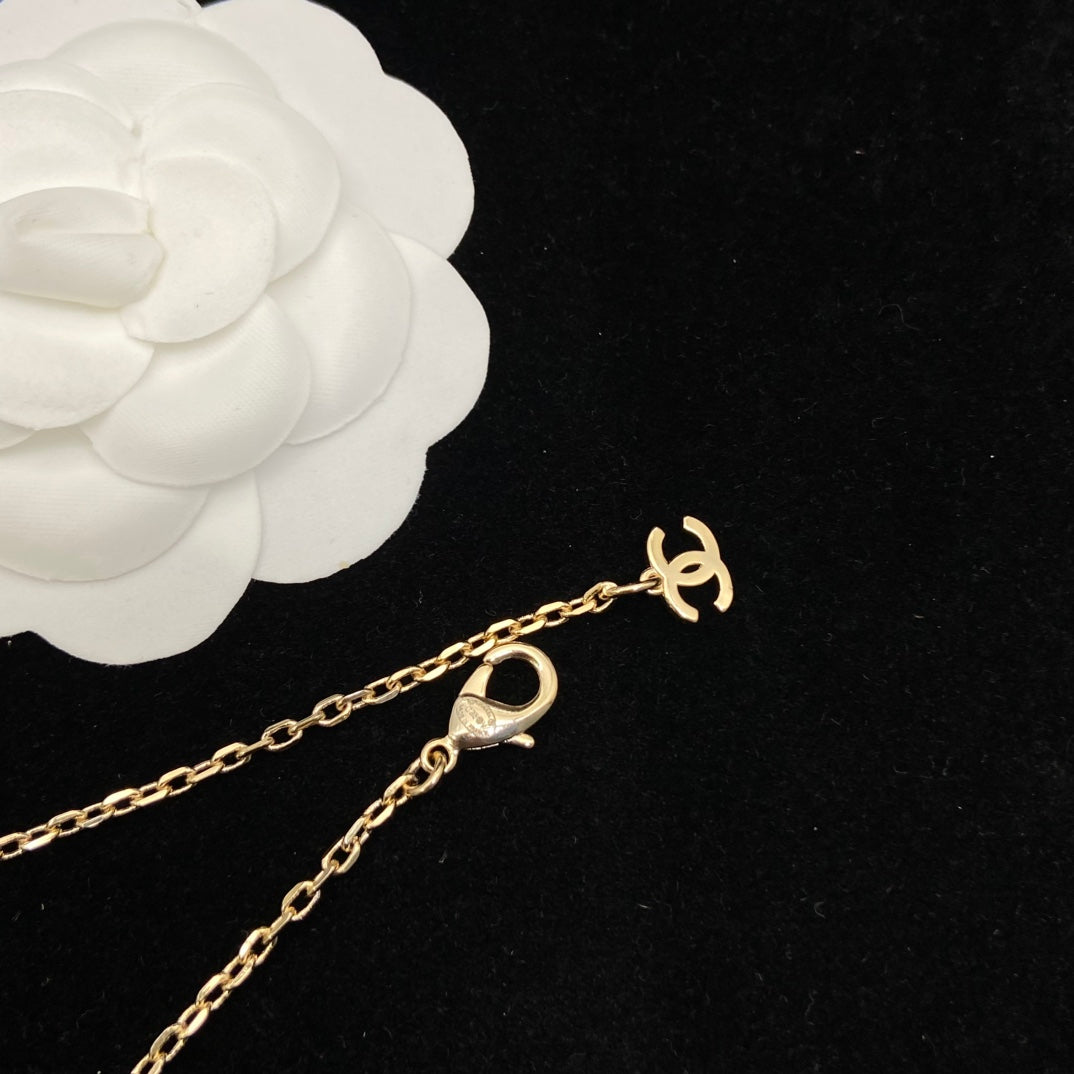 X1Q85C244X Popular Necklace