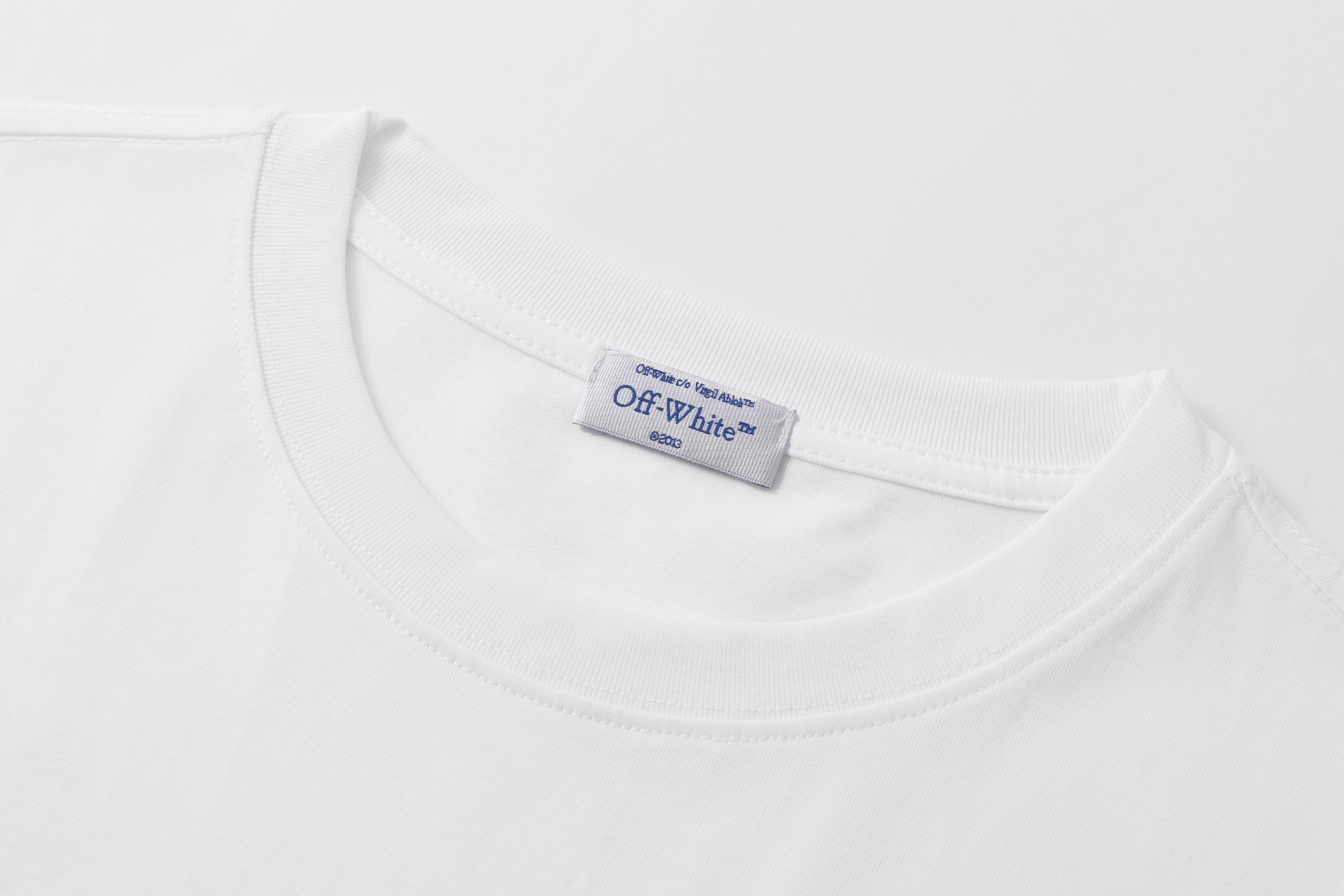 U1P36A16 Popular T-shirts