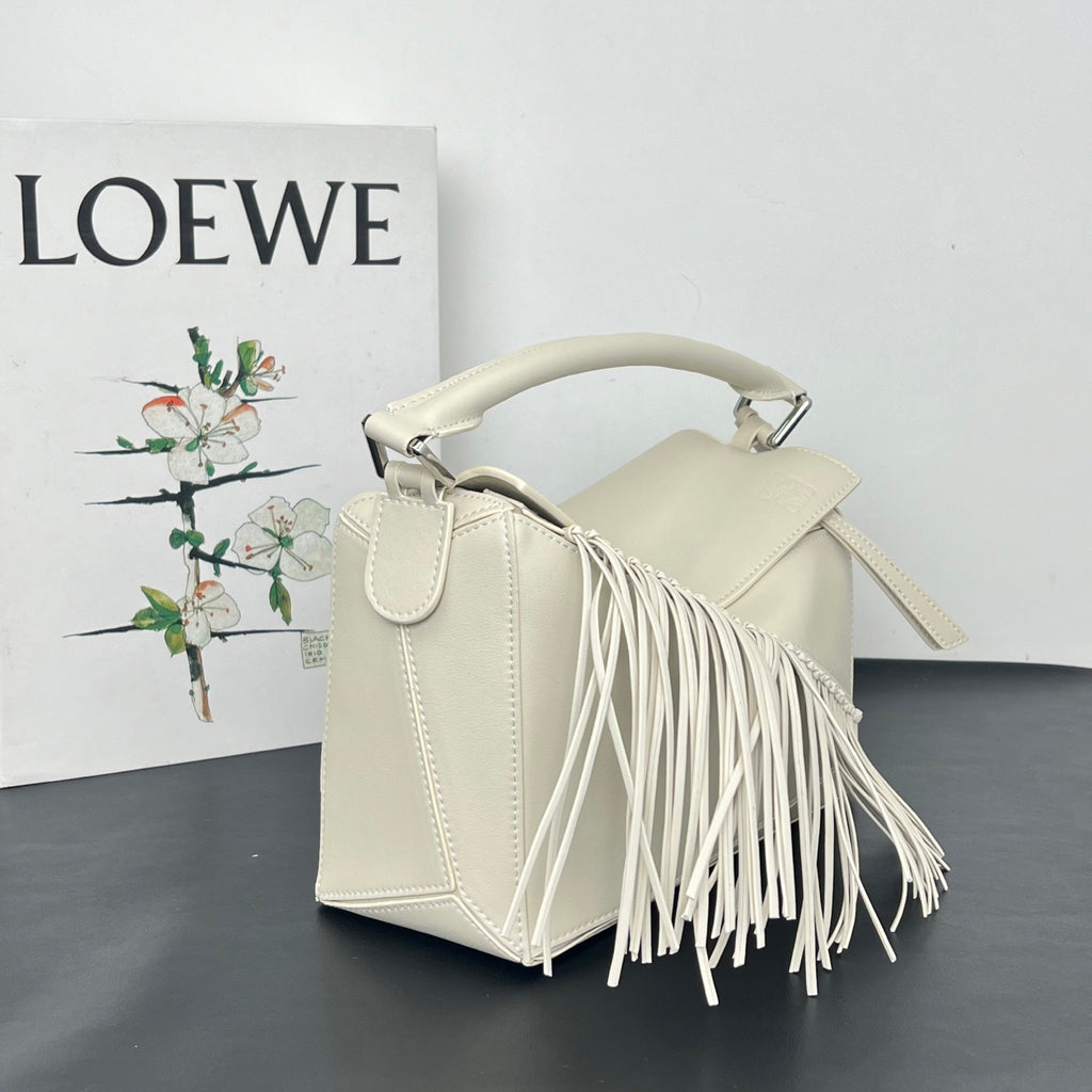 B1R66A17 Popular leather bag