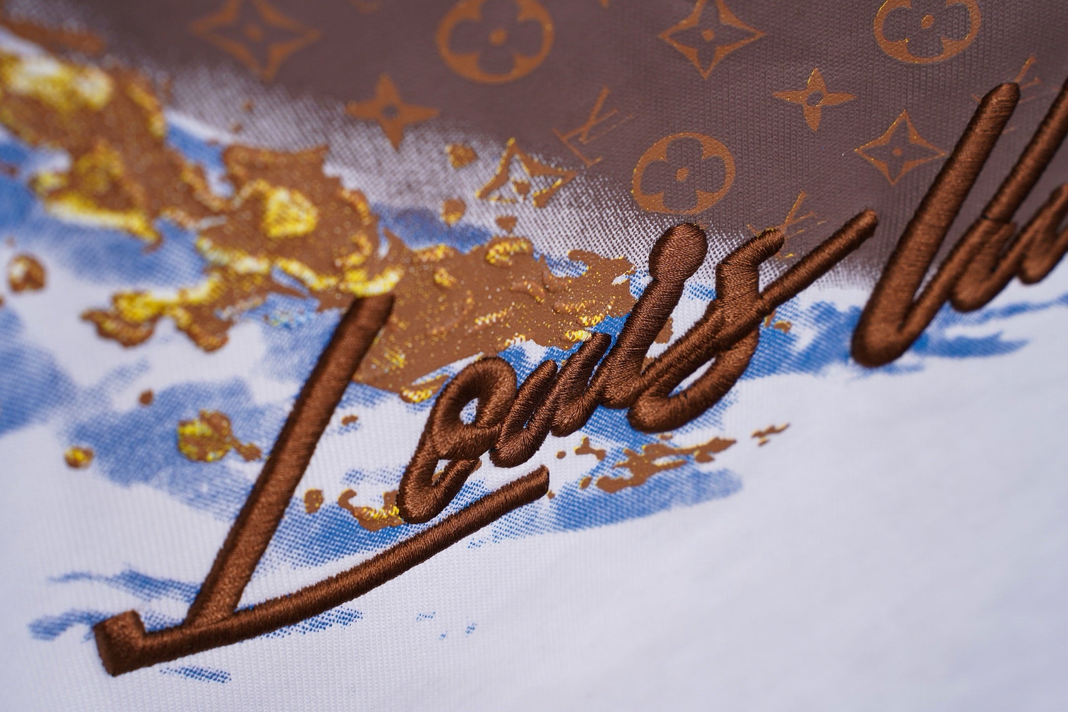 U1R76E17 Popular T-shirts