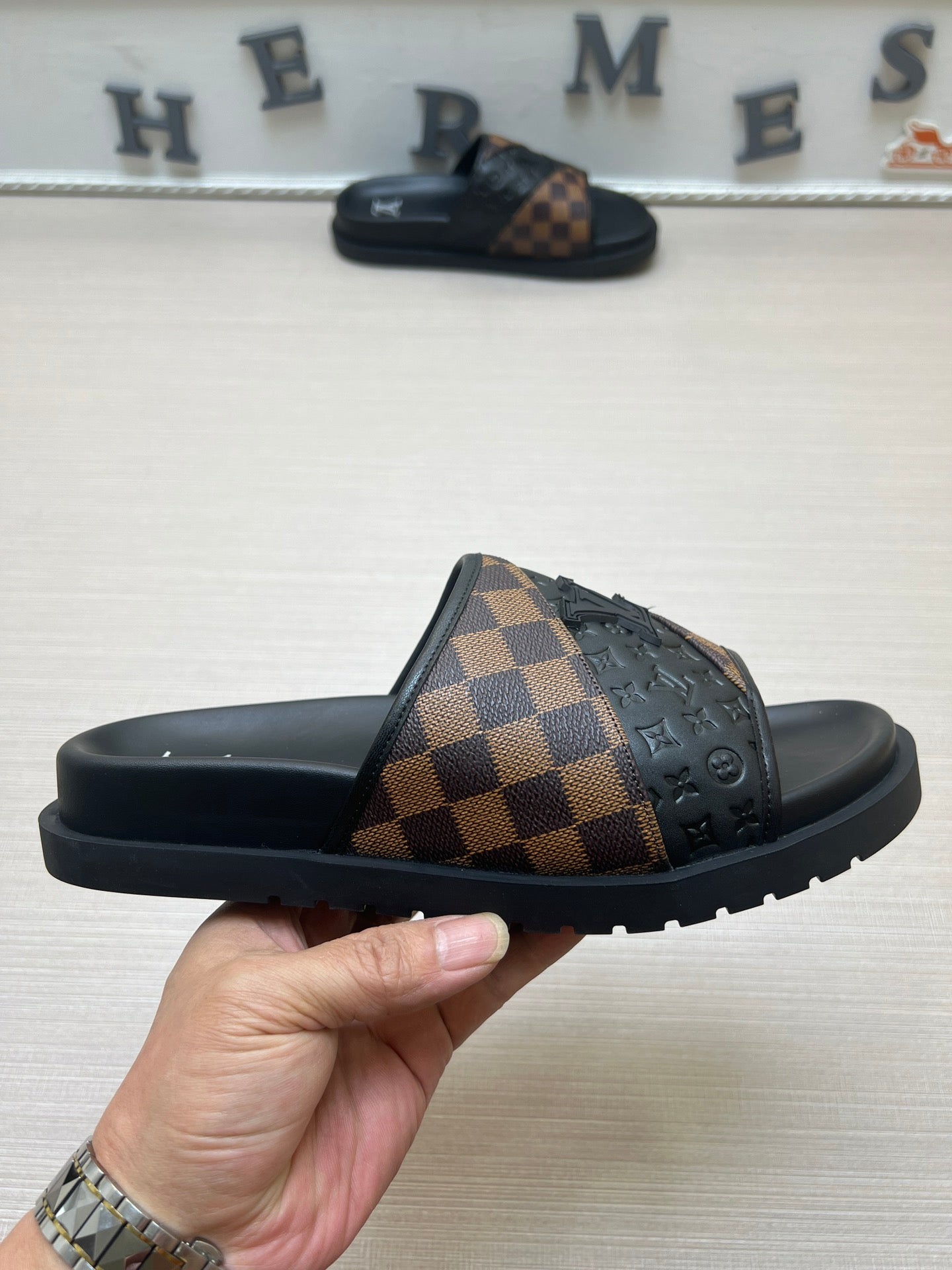 Z5ZE2 Popular slippers