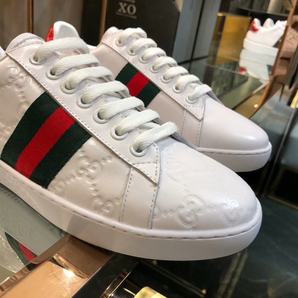 Z2Q105B192 Popular high-quality Shoes