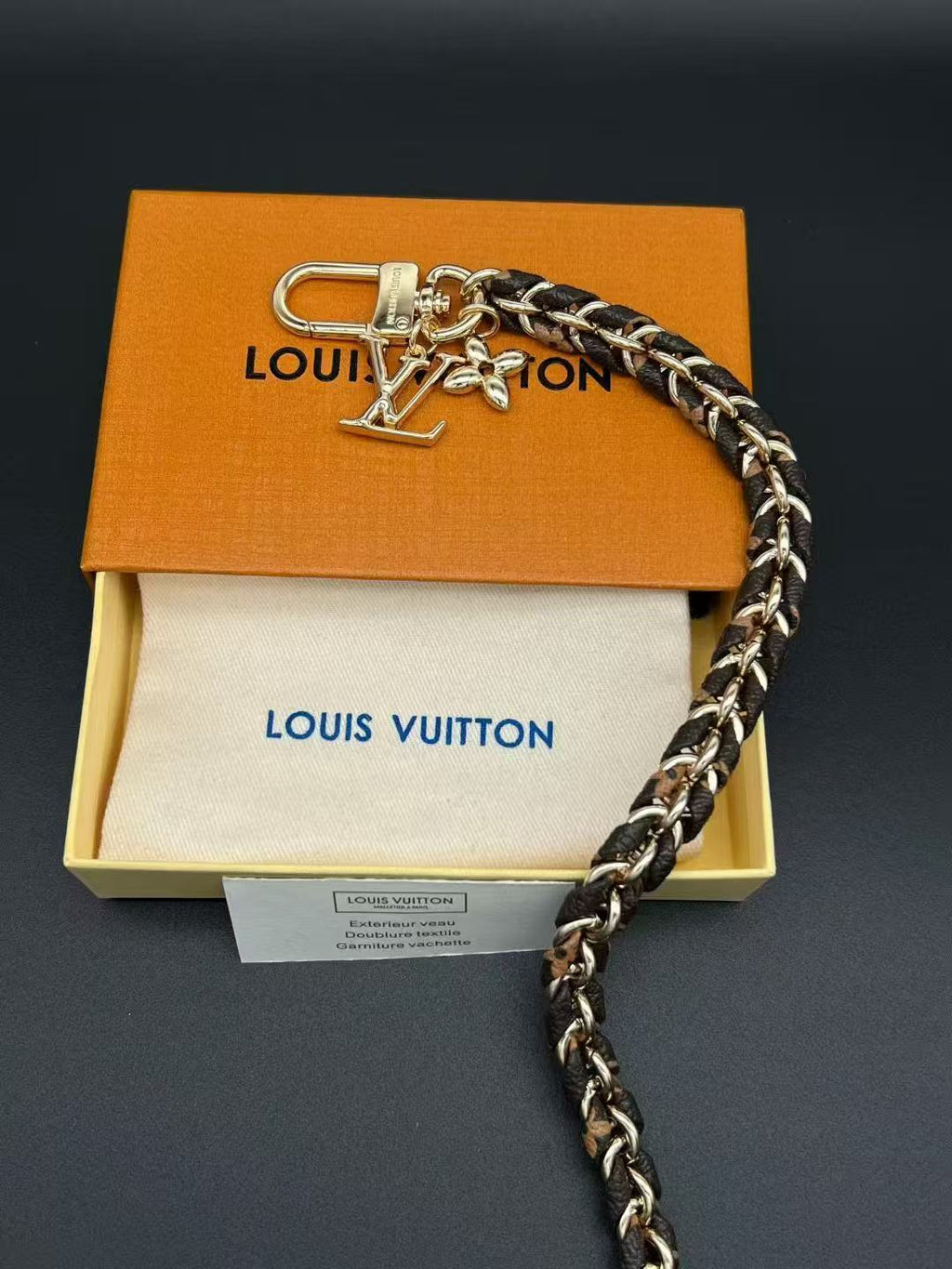 A1R76E63 Popular bag 's charms accessories