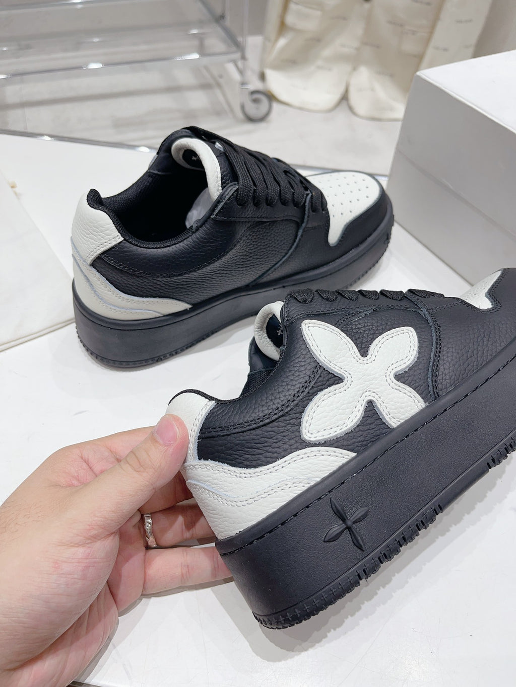 Z1Q105A345 Popular  Shoes