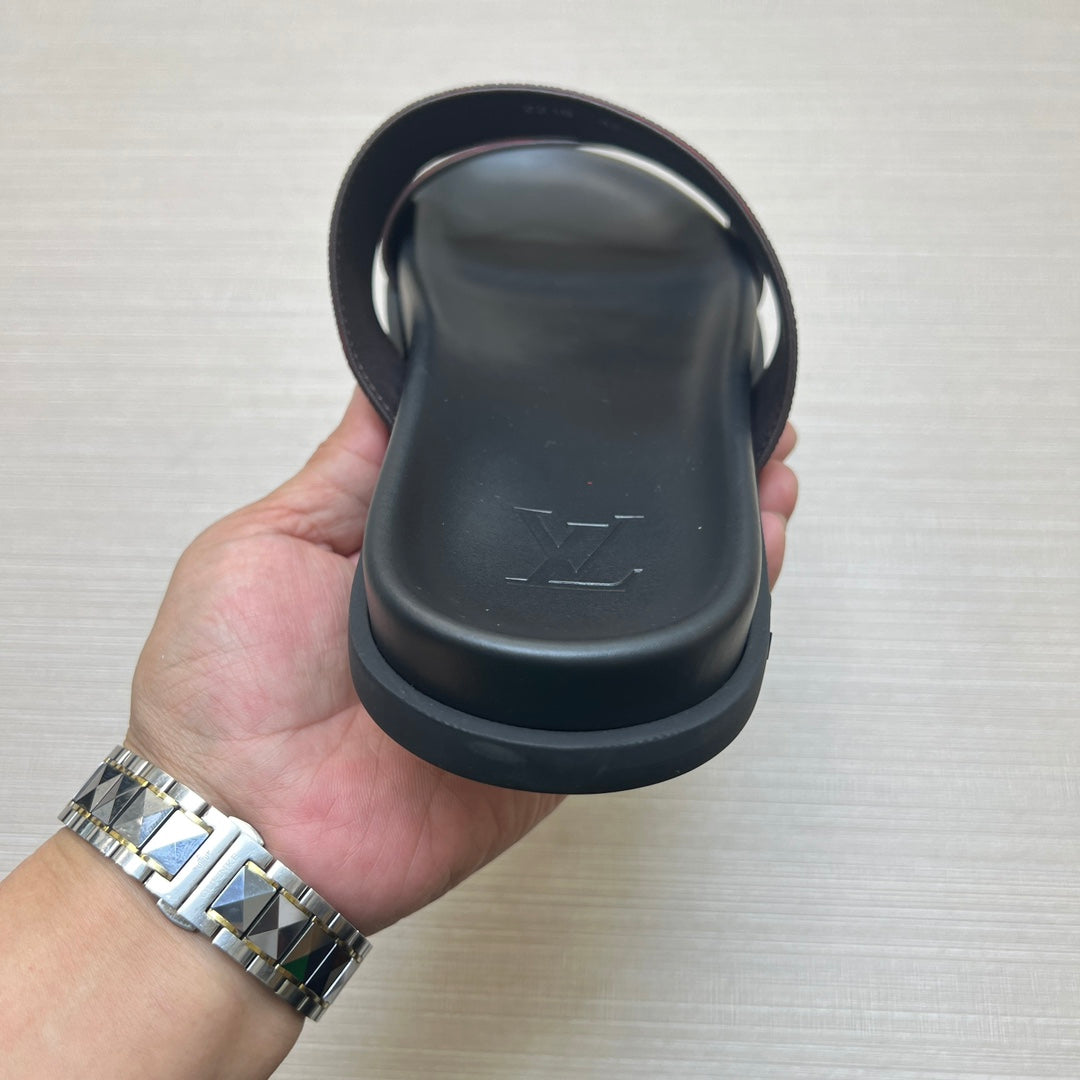 Z5ZE60 Popular slippers