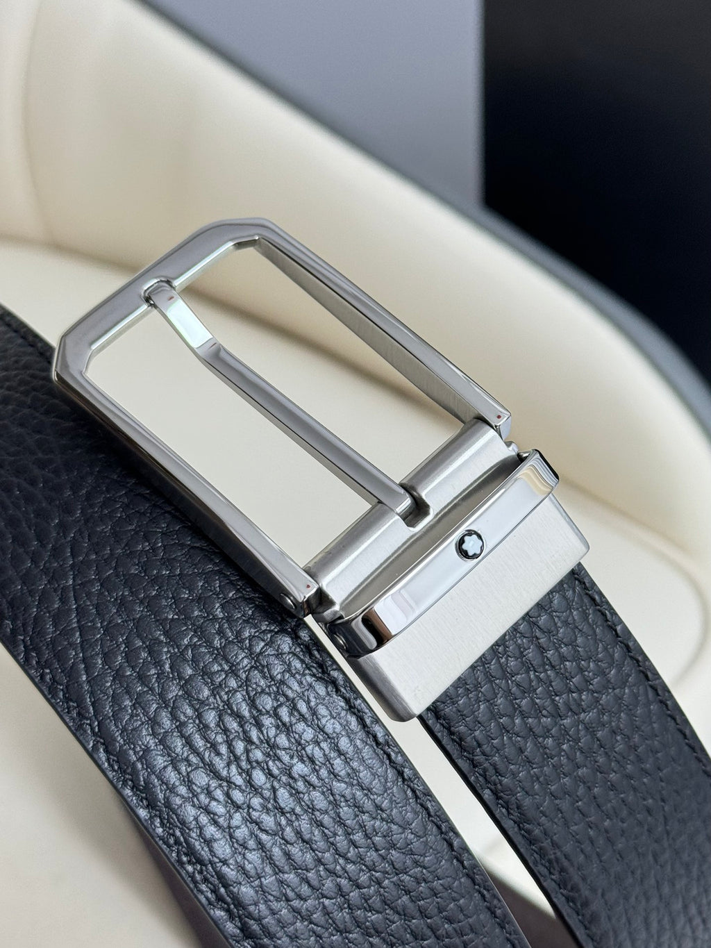 P1R55A237 Popular  High quality belt With full package