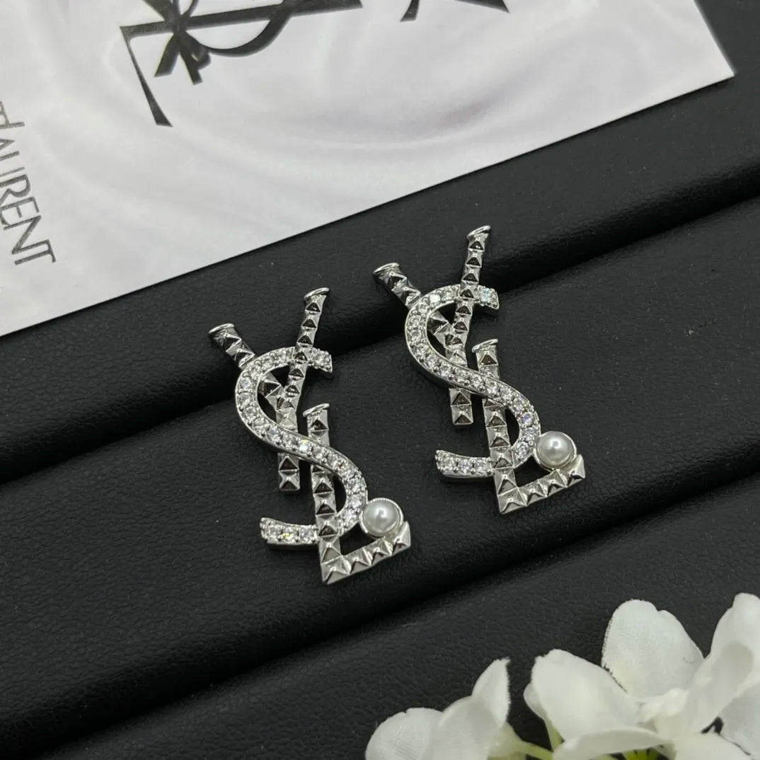 X1Y93SL464E Popular  Earrings