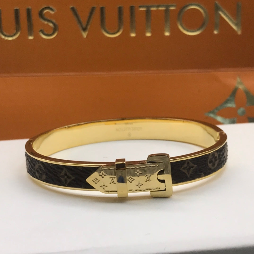 X1Q85E60K  Popular Bracelets