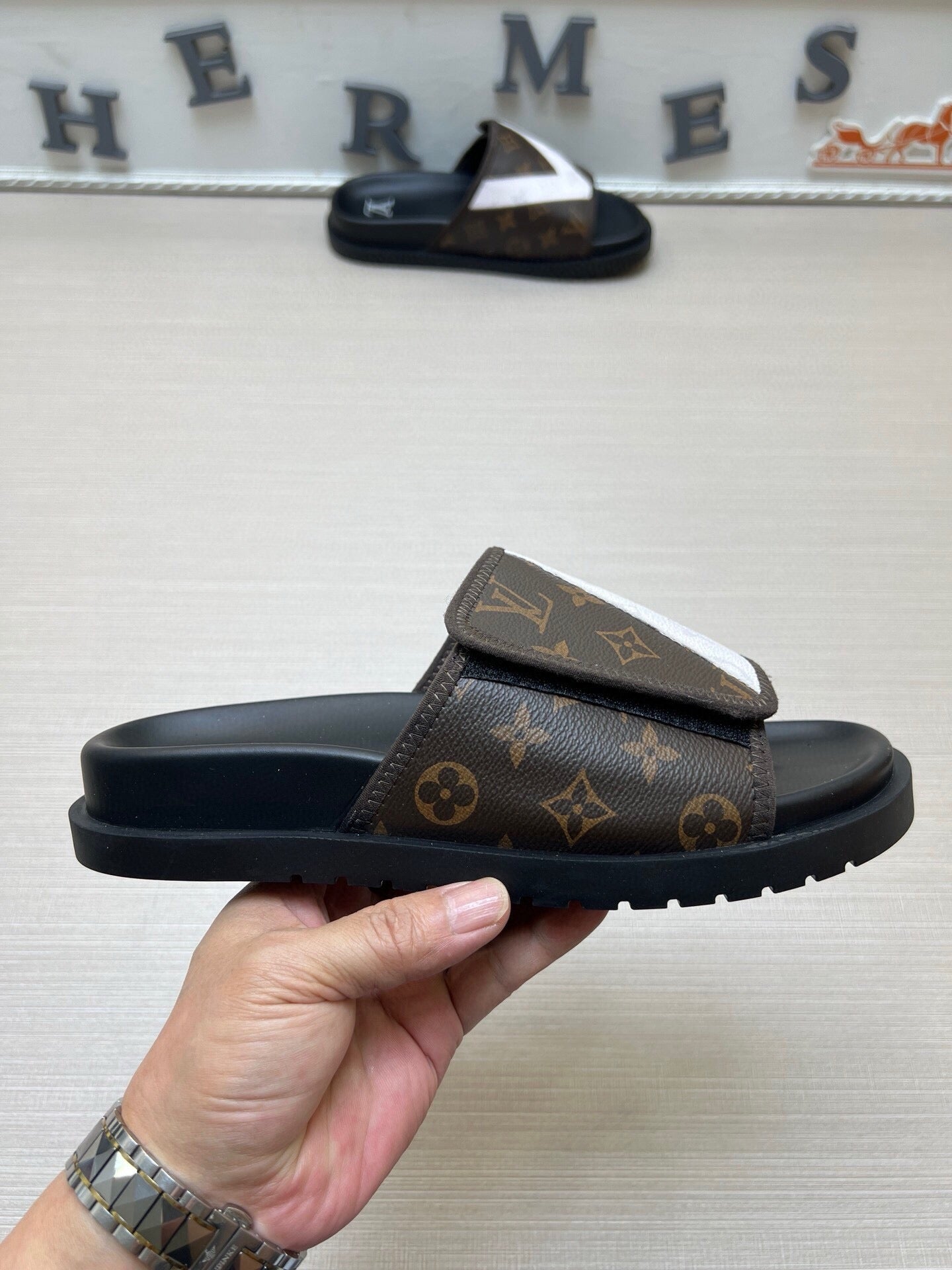 Z5WE251 Popular Slippers