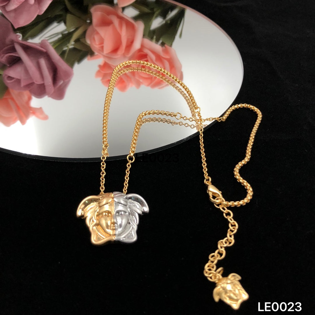 X1R75V49X Popular  Necklaces