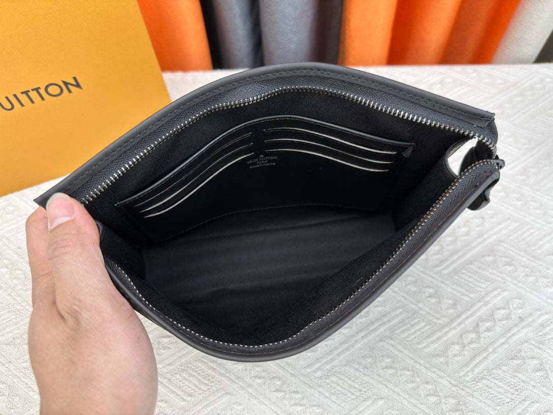 B1X44E396 Popular   leather bag