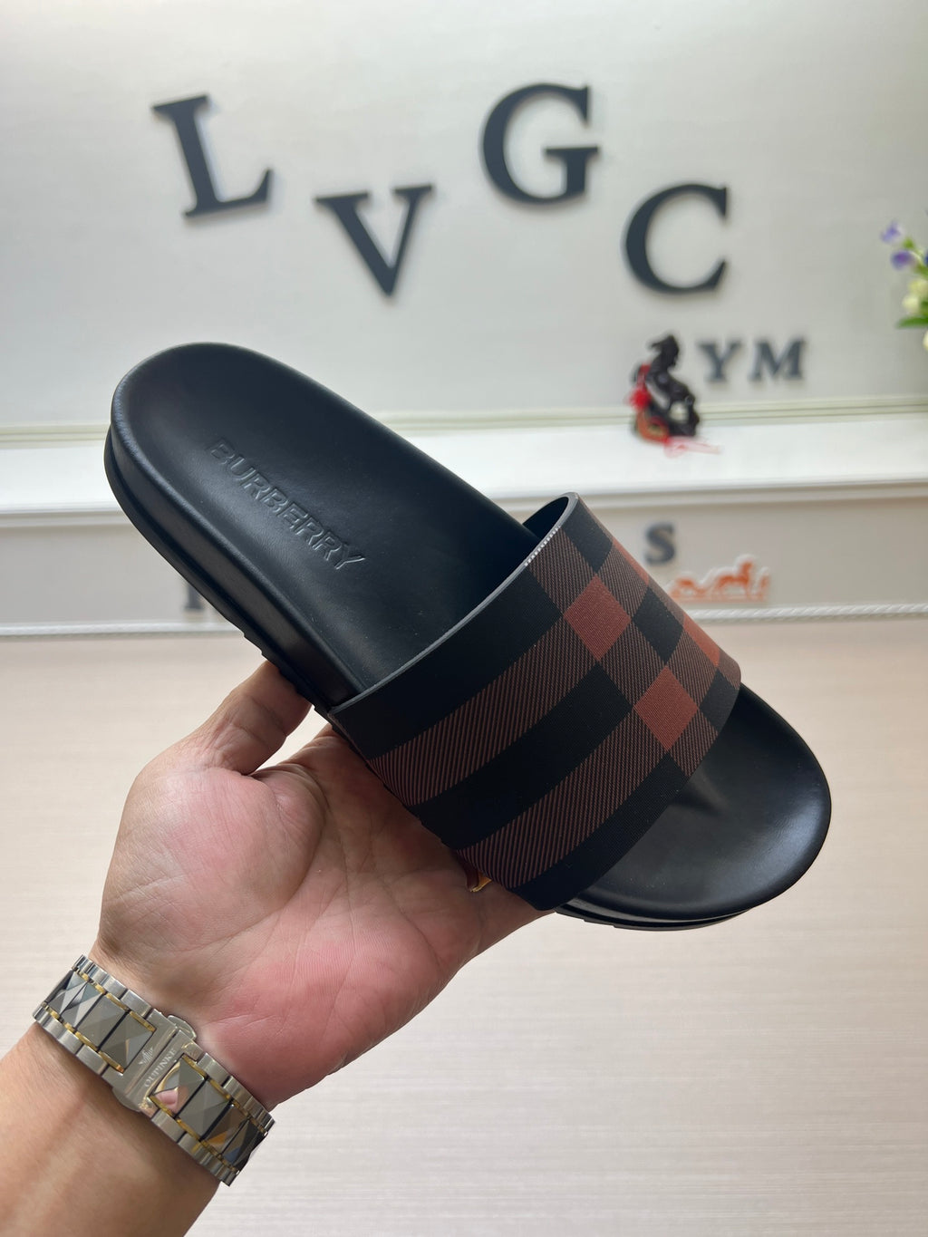 Z5ZR119 Popular slippers
