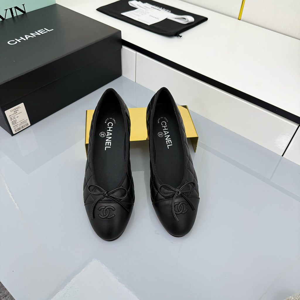 Z2Q105C413 Popular high-quality leather Shoes
